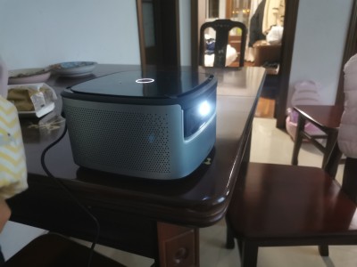 坚果投影仪能不能手机投屏