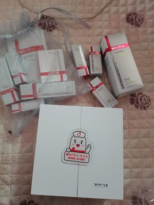 薇诺娜有没有祛痘印的产品
