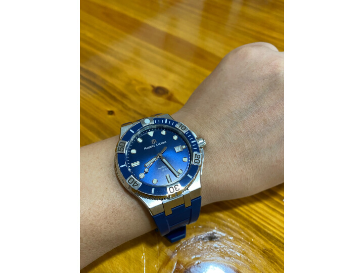 艾美手表好还是浪琴表好