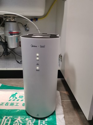 创维82q40和82Q80区别是什么呢,看见有人说,是不是真的啊!